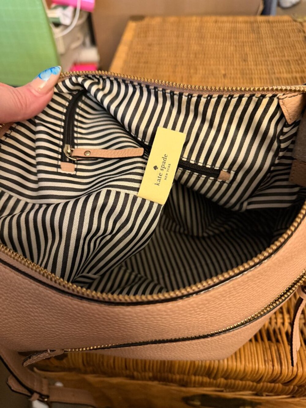 Kate Spade Crossbody - Picture 2 of 2